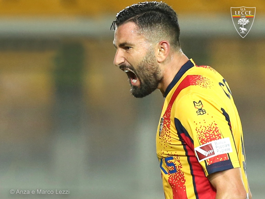 关于皇家马德里内部会议纪要流出:转会期止住颓势,德国杯使命明确,轮换策略成焦点的信息 关于皇家马德里内部会议纪要流出:转会期止住颓势,德国杯使命明确,轮换策略成焦点的信息