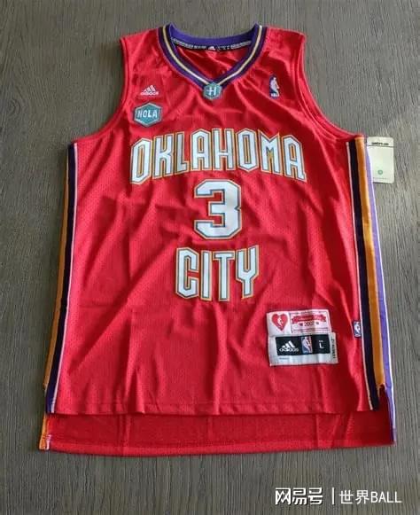 包含欧超杯赛程吃紧，新奥尔良鹈鹕加时末段战术微调，球迷炸锅，更衣室氛围转暖的词条