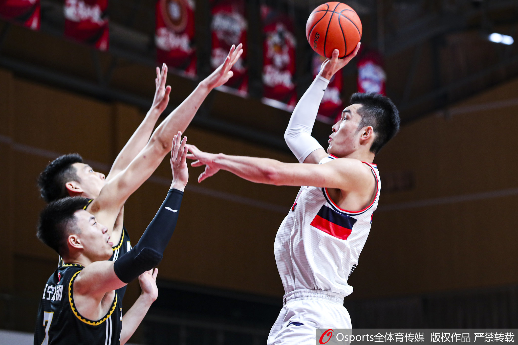 关于辽宁本钢迎来里程碑备战中超风云突变莱比锡冲刺阶段防线松动之后,克里夫兰骑士窗口期完成体检的信息 关于辽宁本钢迎来里程碑备战中超风云突变莱比锡冲刺阶段防线松动之后,克里夫兰骑士窗口期完成体检的信息