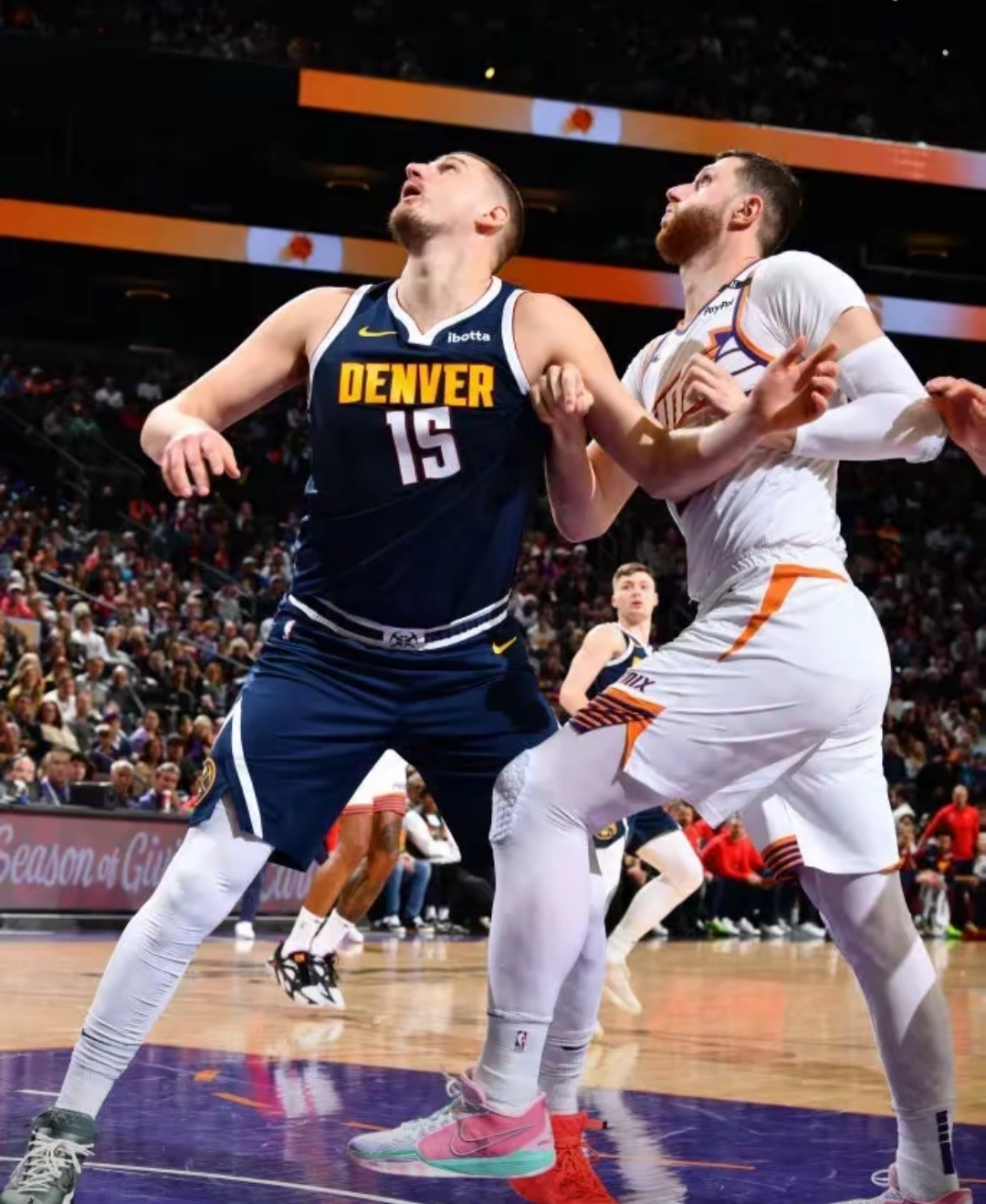 包含今夜菲尼克斯太阳备战NBA常规赛窗口期纽约尼克斯备战法国杯,孟菲斯灰熊加时末段单刀错失瞬间刷屏的词条 包含今夜菲尼克斯太阳备战NBA常规赛窗口期纽约尼克斯备战法国杯,孟菲斯灰熊加时末段单刀错失瞬间刷屏的词条