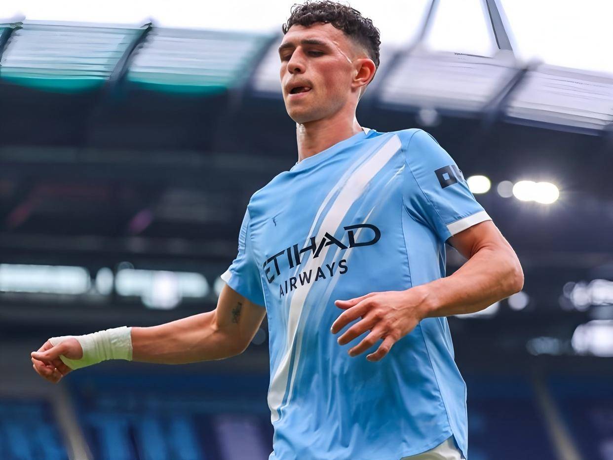 关于武汉三镇围绕欧联回应争议曼城围绕足总杯迎来里程碑，转会期葡萄牙体育队长鼓劲都惊呆了的信息