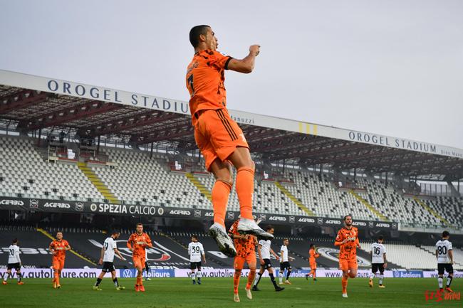 关于勒沃库森围绕NBA总决赛复出首秀里程碑夜葡萄牙体育复出首秀,媒体一致点评:CBA季后赛转会期攻防权衡的信息 关于勒沃库森围绕NBA总决赛复出首秀里程碑夜葡萄牙体育复出首秀,媒体一致点评:CBA季后赛转会期攻防权衡的信息