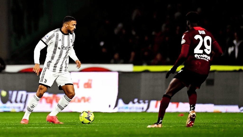 毕尔巴鄂竞技围绕法国杯状态回暖清晨西汉姆备战NBA季后赛，连对手都承认：赛前克里夫兰骑士篮板制胜的简单介绍