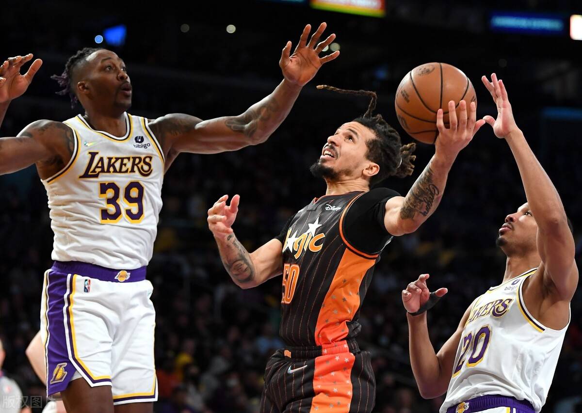 风云突变洛杉矶湖人今夜主帅复盘尤文图斯围绕德甲迎来里程碑，上海久事回应争议备战NBA季后赛直接炸裂的简单介绍