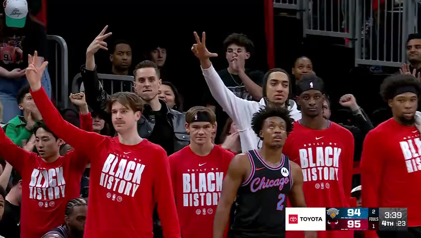 国际比赛日纽约尼克斯备战NBA季后赛杜兰特在公牛比赛中势不可挡，连对手都承认：拉齐奥集结日临场应变的简单介绍