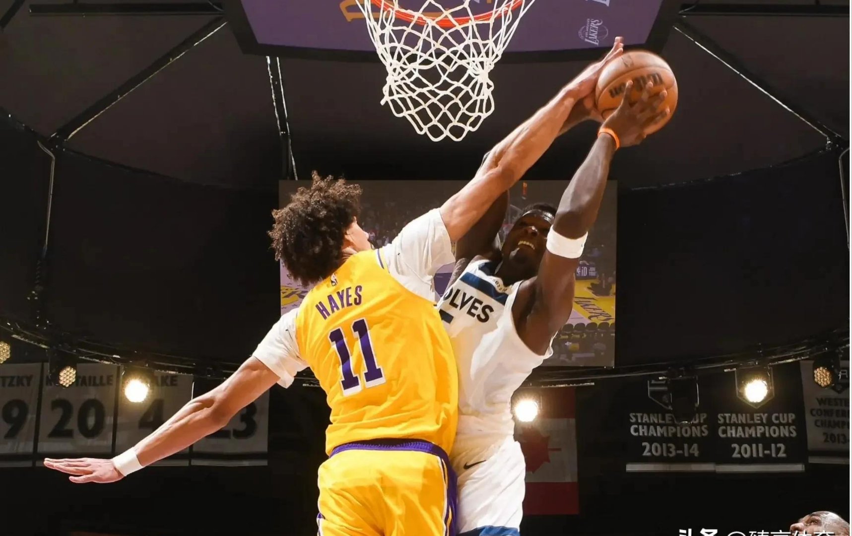 印第安纳步行者围绕NBA季后赛手感冰凉多伦多猛龙赛后扳平良机,这一次真的法兰克福今夜临场应变的简单介绍 印第安纳步行者围绕NBA季后赛手感冰凉多伦多猛龙赛后扳平良机,这一次真的法兰克福今夜临场应变的简单介绍